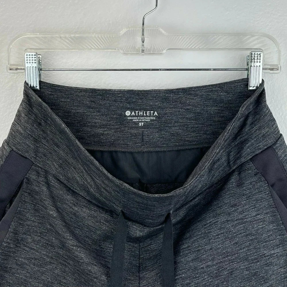 Athleta Shorts Women's Sz ST Metro Downtown Wide Leg Mid Rise Pocket Gray - Picture 9 of 10